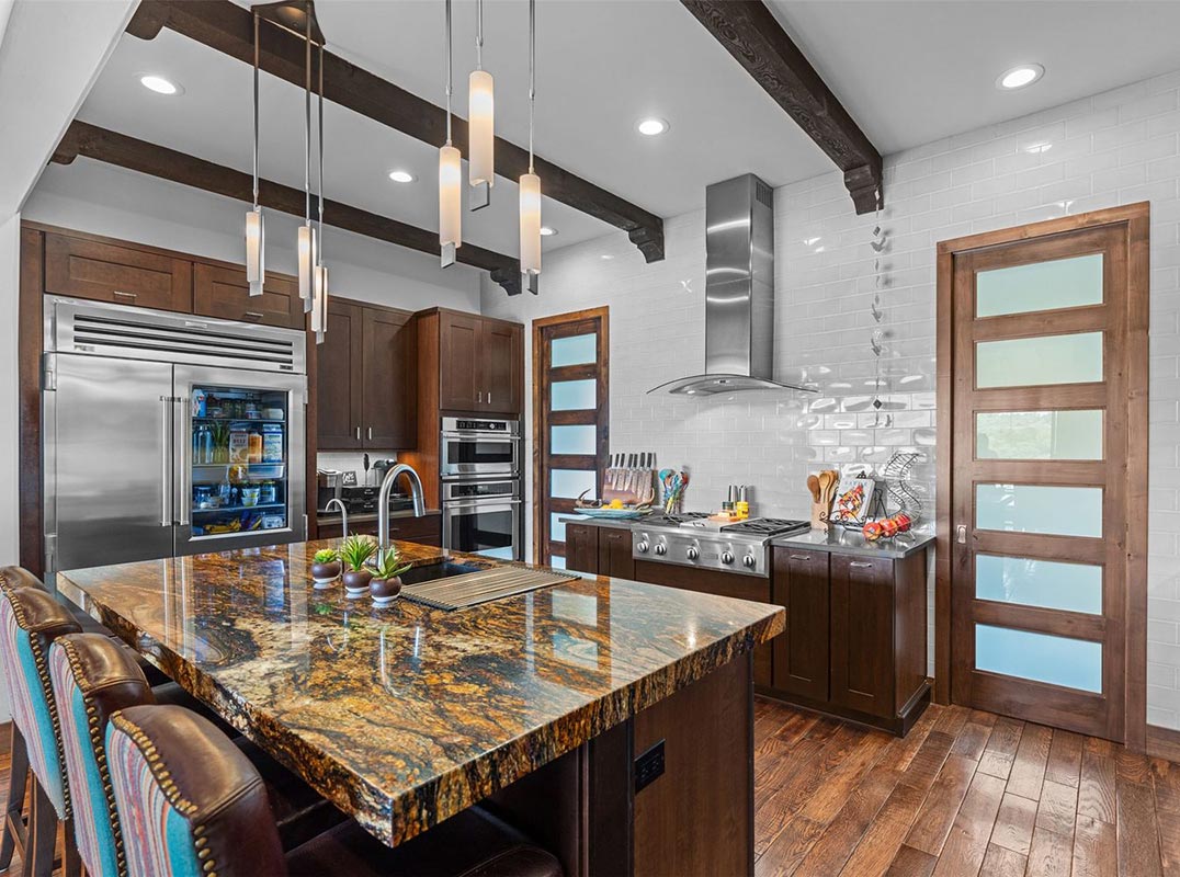 Rolling Hills Lake Estate